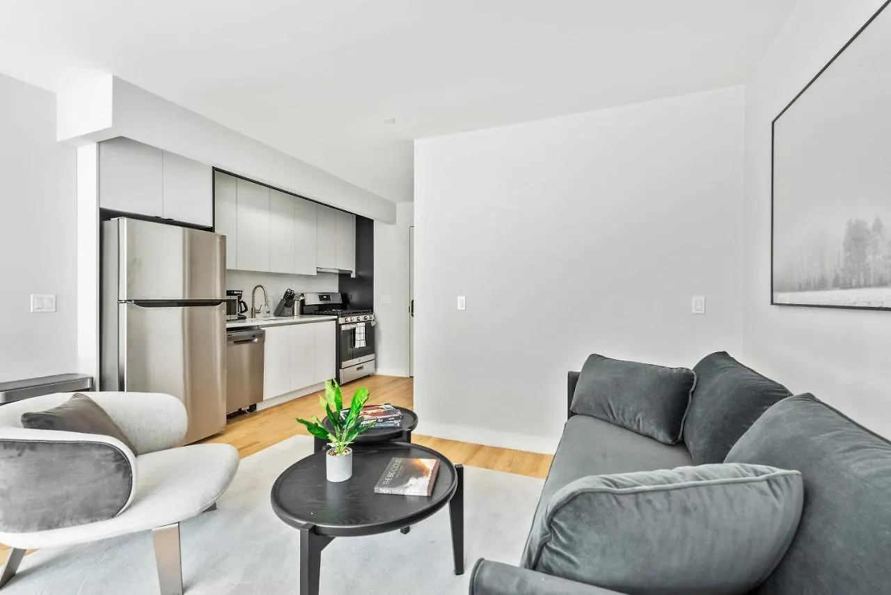 Villa Luxe Studio Ste In Upper East Side With Charming Juliet Balcony à New York États-Unis